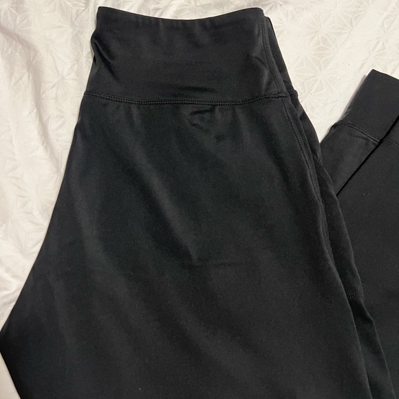 Ladies Joggers - Picture 3 of 4